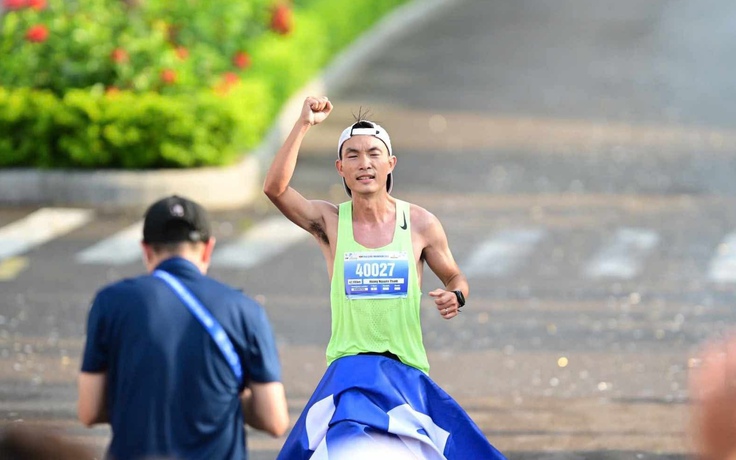Các ngôi sao điền kinh Việt Nam tạo kịch tính tại VTV Phú Quốc Marathon Các ngôi sao điền kinh Việt Nam tạo kịch tính tại VTV Phú Quốc Marathon