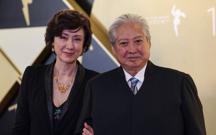 Hôn nhân viên mãn của Hồng Kim Bảo và 'hoa hậu lai đẹp nhất Hồng Kông'