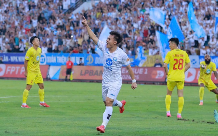 Bảng xếp hạng V-League mới nhất: HAGL vươn lên tốp 8, Bình Dương vẫn phải đua trụ hạng