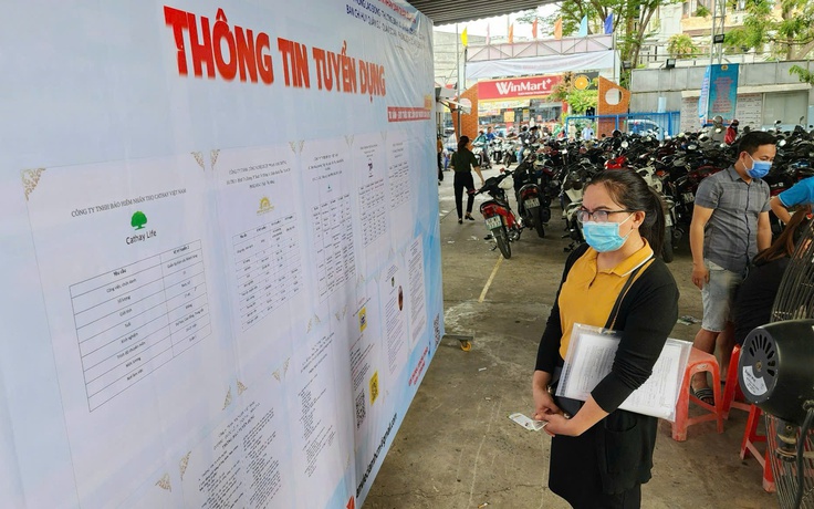 Đóng BHXH thế nào khi nhân viên có hai hợp đồng lao động?