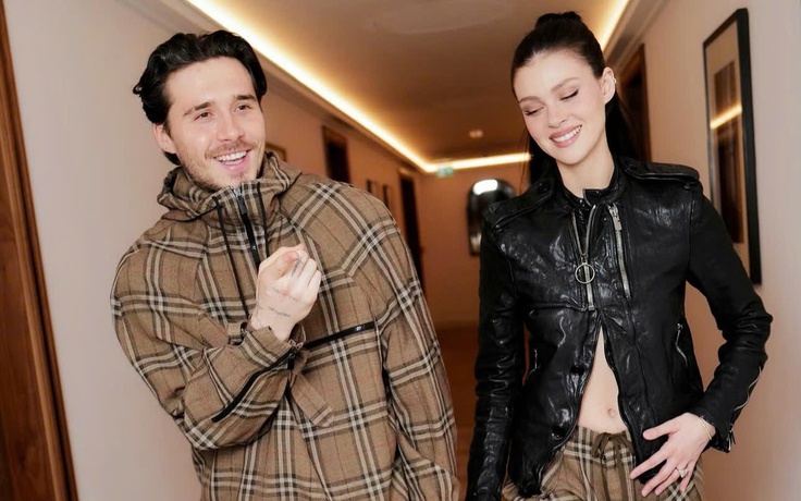 Hoàng tử Harry và Meghan Markle 'về phe' vợ chồng Brooklyn Beckham