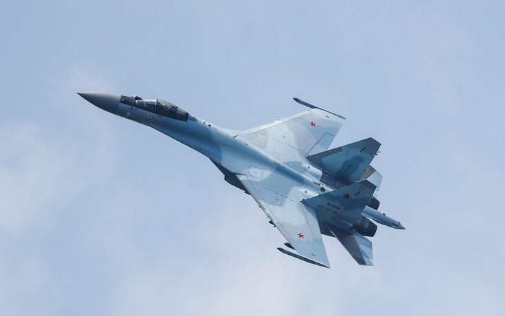 Nga điều tiêm kích Su-35 cản trở Estonia bắt giữ tàu dầu?