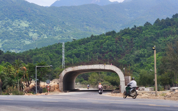 Phố mới thênh thang nhờ lòng dân