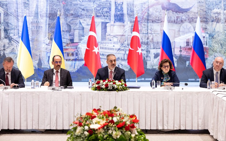 Nga-Ukraine đạt thỏa thuận trao đổi tù binh lớn nhất dù đàm phán chưa tiến triển