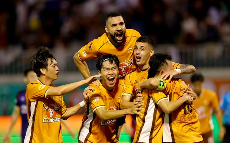 HAGL thành ‘siêu nhân’ nếu thắng được Nam Định ngay tại Thiên Trường: Cả V-League hồi hộp