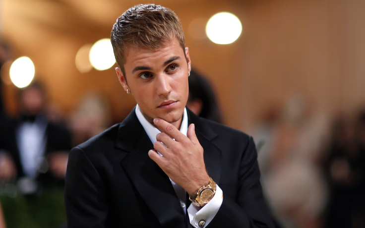 Justin Bieber bị nghi gia nhập giáo phái gây tranh cãi
