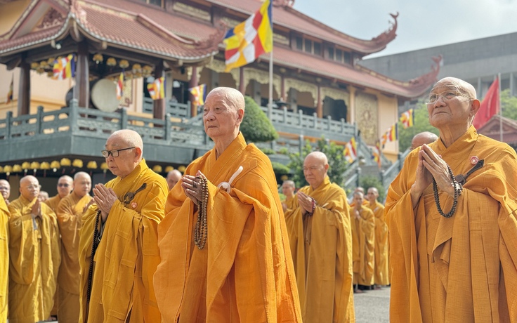Đức Pháp chủ GHPGVN: 'Thỉnh trái tim Bồ tát Thích Quảng Đức là lời nguyện của tôi'