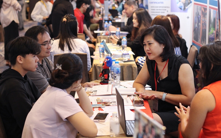 Du học các nước nói tiếng Anh có khó hơn khi chính sách thay đổi?