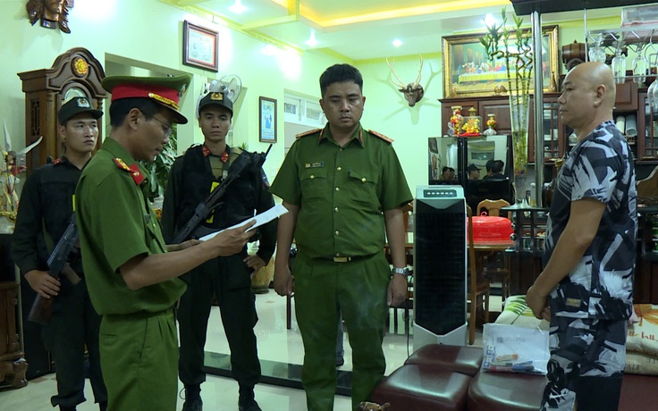 Quán bar ở trung tâm TP.Phan Thiết 'để khách sử dụng ma túy công khai'