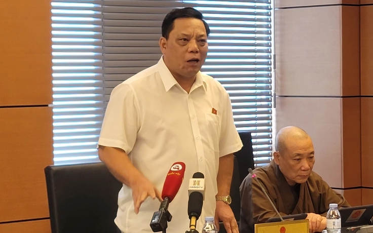 ‘Thuốc giả, bác sĩ giả, chỉ con tôi chết là thật’