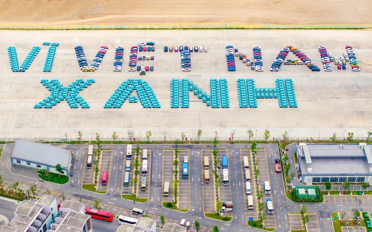 Ưu đãi đột phá khi mua xe điện VinFast với 'Mãnh liệt tinh thần Việt Nam - Vì tương lai xanh' lần 3
