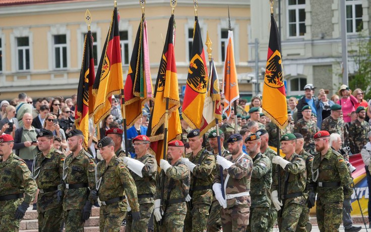 Đức tăng cường binh lực tại cánh đông NATO đối phó Nga