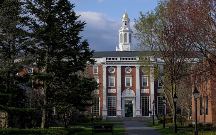 Chính quyền Mỹ cấm Đại học Harvard tuyển sinh viên quốc tế