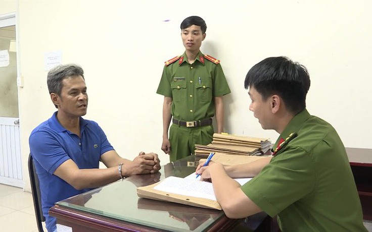 Bắt giữ người đàn ông làm gãy tay CSGT khi kiểm tra nồng độ cồn
