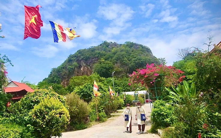 Cung nghinh xá lợi Phật: Hàng ngàn phật tử, tình nguyện viên dốc lòng chuẩn bị