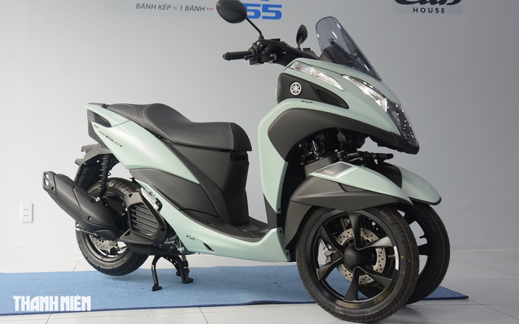 Xe tay ga Yamaha Tricity 155 sử dụng bánh kép phía trước, có phanh tay đỗ xe