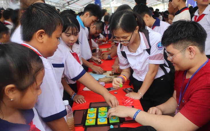 Lần đầu tiên Ngày hội toán học mở được tổ chức tại Phú Quốc