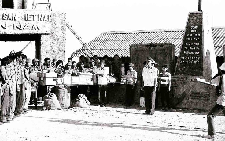 Cổ tích ở Trường Sa: Có chết cũng phải đưa bộ đội về