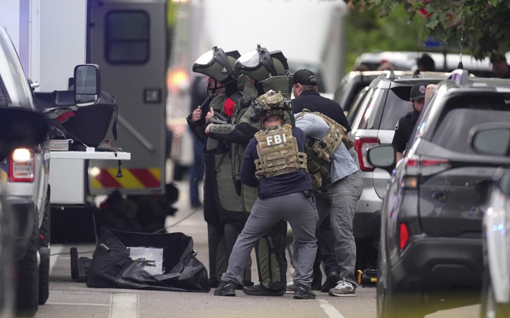 FBI: Nhiều người bị đốt trong vụ 'tấn công khủng bố có chủ đích' ở Colorado