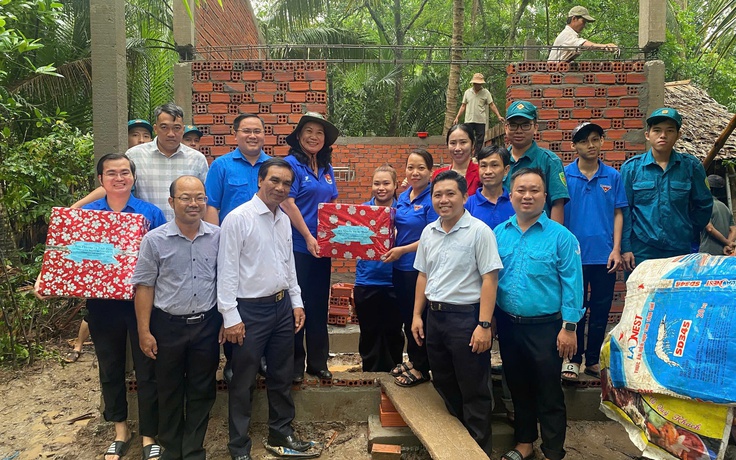 5.000 thanh niên tình nguyện tham gia xóa nhà tạm, nhà dột nát tại Bến Tre
