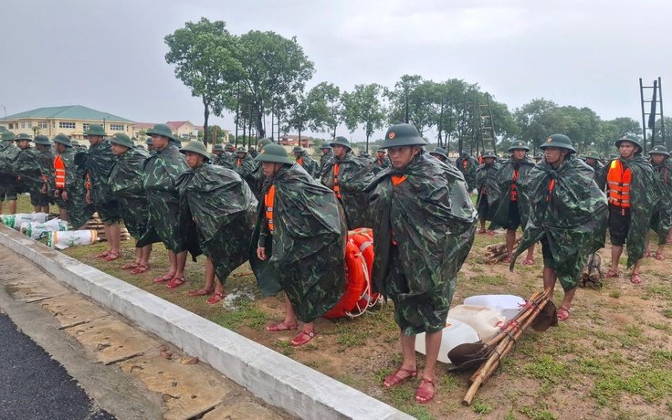 Quảng Trị: Bộ đội sẵn sàng cùng người dân ứng phó mưa lũ