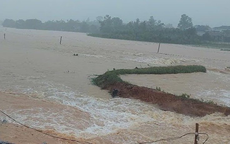 Vụ 'vỡ đập Dạ Lam': Chủ tịch UBND xã nói chủ động phá đê quai