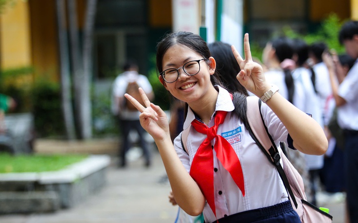 Chấm thi tuyển sinh lớp 10 TP.HCM: Không còn 'mưa' điểm 8, 9 môn văn Chấm thi tuyển sinh lớp 10 TP.HCM: Không còn 'mưa' điểm 8, 9 môn văn