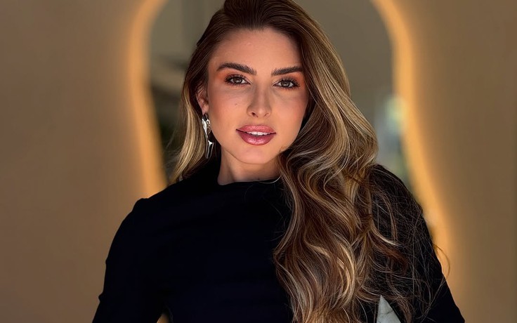 Quần jeans lấp lánh theo phiên bản sang chảnh mùa hè, táo bạo và tinh tế