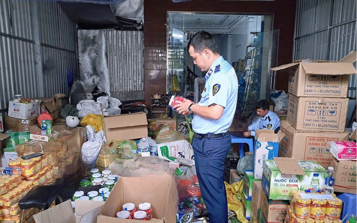 Cà Mau: Hơn 4.500 sản phẩm vi phạm, có táo đỏ ngoại nhập không rõ nguồn gốc