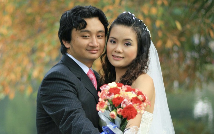 Bộ ảnh cưới 'nhà làm' 17 năm trước của vợ chồng kỹ sư xây dựng