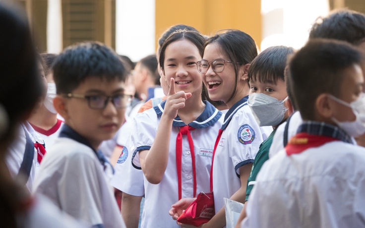 Tranh suất lớp 6 trường 'hot' nhất TP.HCM: Chọi cao kỷ lục, phụ huynh có 'căng'?