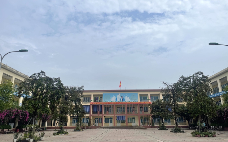 Vụ phụ huynh lên Facebook đòi tiền thừa sách giáo khoa: Nhà trường nhận lỗi