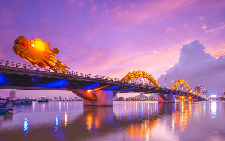 Cầu Rồng - Đà Nẵng: Biểu tượng đô thị hát khúc ca vươn ra biển lớn Cầu Rồng - Đà Nẵng: Biểu tượng đô thị hát khúc ca vươn ra biển lớn