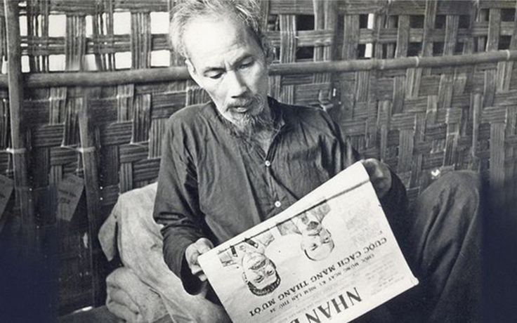 Nhà báo Hồ Chí Minh trong 100 năm báo chí cách mạng Việt Nam