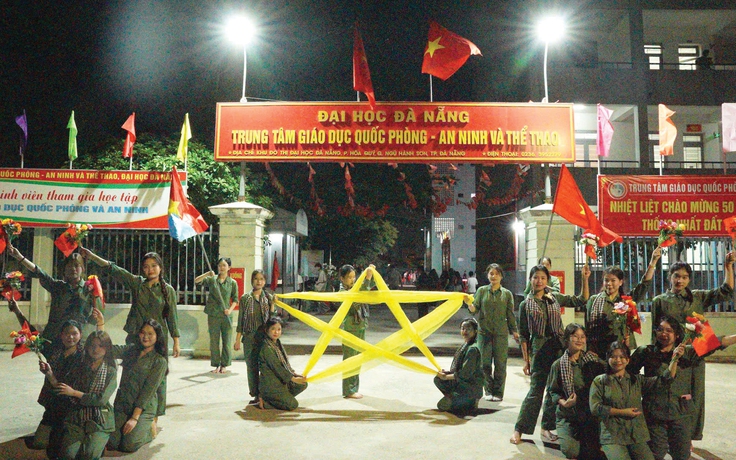 Sinh viên Đại học Đà Nẵng: Hành trình trưởng thành từ những ngày rèn luyện quân sự Sinh viên Đại học Đà Nẵng: Hành trình trưởng thành từ những ngày rèn luyện quân sự