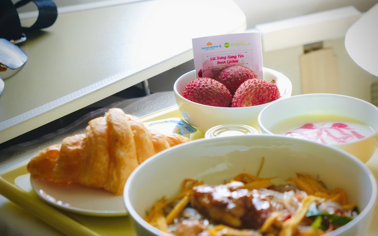 Vải trứng Hưng Yên 'siêu hot' giá hơn 200.000 đồng/kg lên thực đơn máy bay