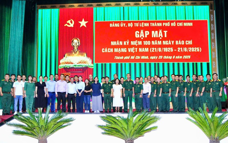 Bộ Tư lệnh TP.HCM tri ân báo chí nhân 100 năm Báo chí cách mạng Việt Nam Bộ Tư lệnh TP.HCM tri ân báo chí nhân 100 năm Báo chí cách mạng Việt Nam