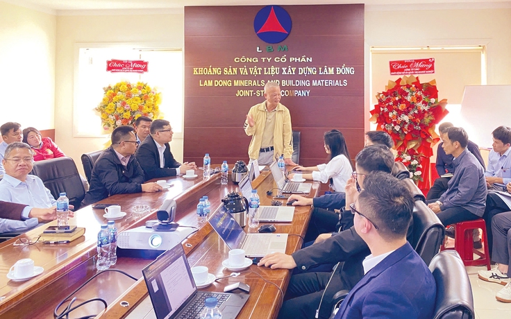 Triển khai chuyển đổi số toàn diện kết hợp AI