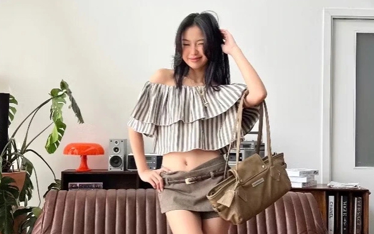 Mặc gì với chân váy ngắn chữ A để tôn dáng, ưa nhìn?