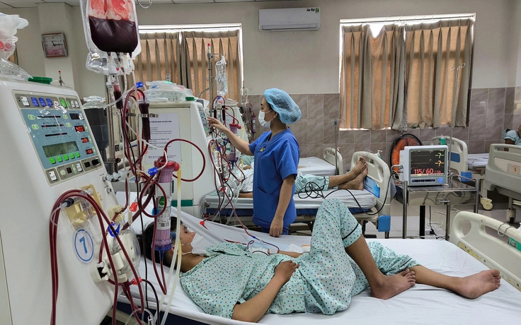 Suy thận rình rập người trẻ: Sự sống gắn với máy lọc máu ở tuổi 23