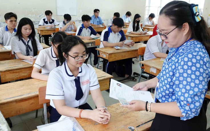 Thí sinh cả nước bước vào  'kỳ thi lịch sử'