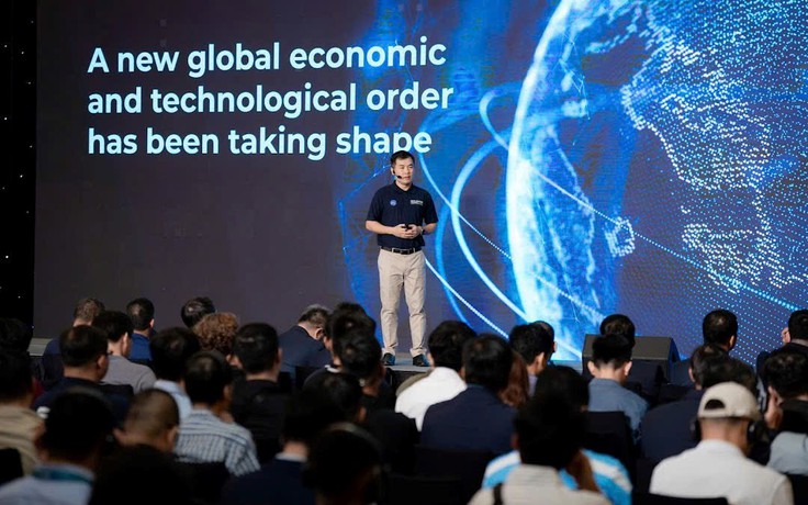 DCCI Summit 2025 TP.HCM: Tiên phong hạ tầng số cho tăng trưởng xanh