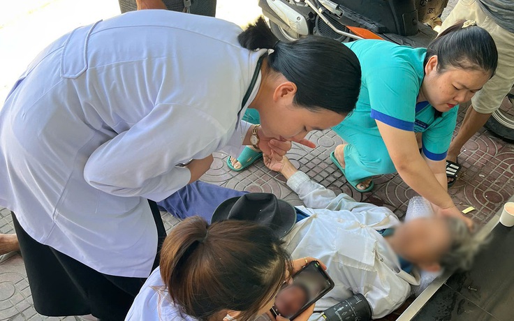 Nữ bác sĩ kịp thời cứu người bệnh trong gang tấc