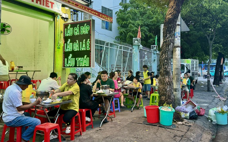 Phường Gia Định có đường ẩm thực Vạn Kiếp, chợ Bà Chiểu cũng là điểm đến không thể bỏ qua