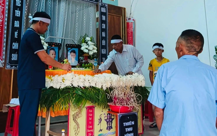 Lao xuống kênh cứu em, 2 anh em bị đuối nước