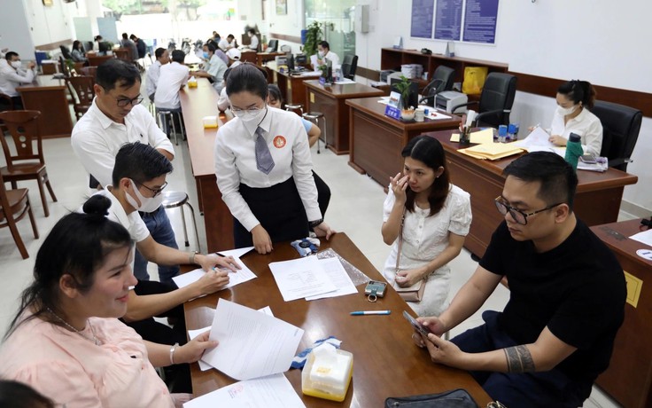 Giám sát chặt khi chuyển đổi mô hình công chứng