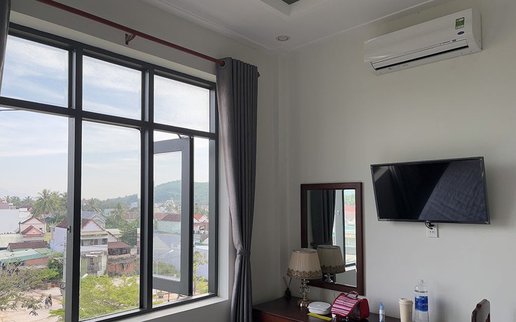 Tiết kiệm điện cho… 'người dưng' Tiết kiệm điện cho… 'người dưng'