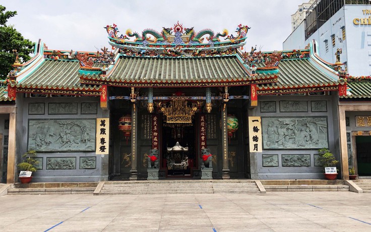 Phường Chợ Lớn: Dấu ấn chùa cổ trăm tuổi, lễ hội Tết Nguyên tiêu giữa lòng TP.HCM