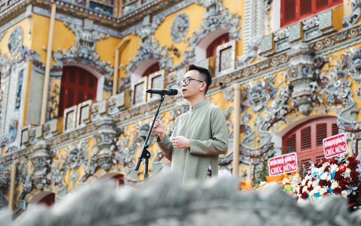 Ace Lê: Mỹ thuật Việt phải được kể bởi người Việt