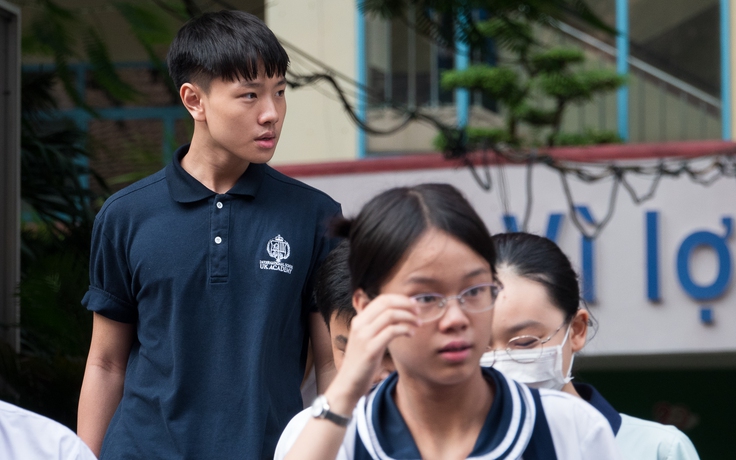Thi lớp 10 chuyên TP.HCM: Số lượng giảm nhưng thí sinh tăng áp lực, vì sao?